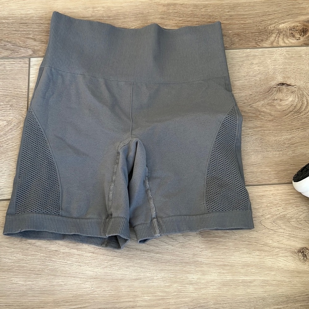 Lululemon biker shorts